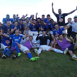 Amora e Peniche regressam aos campeonatos nacionais